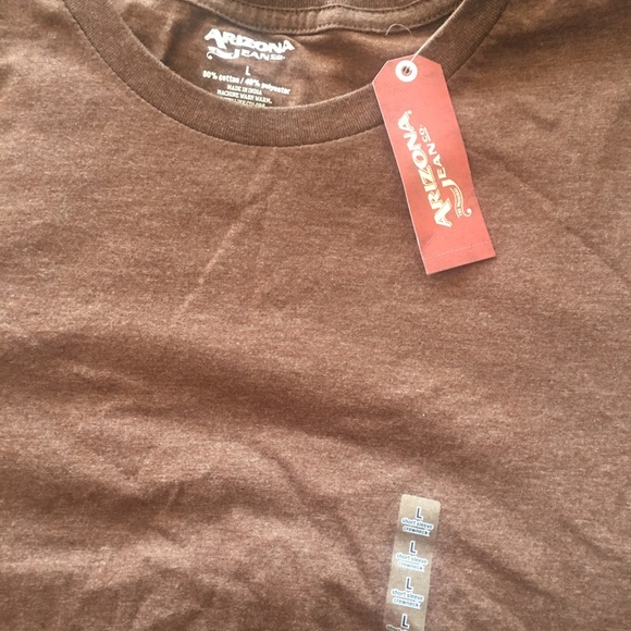 Men’s casual tshirt - Picture 2 of 3